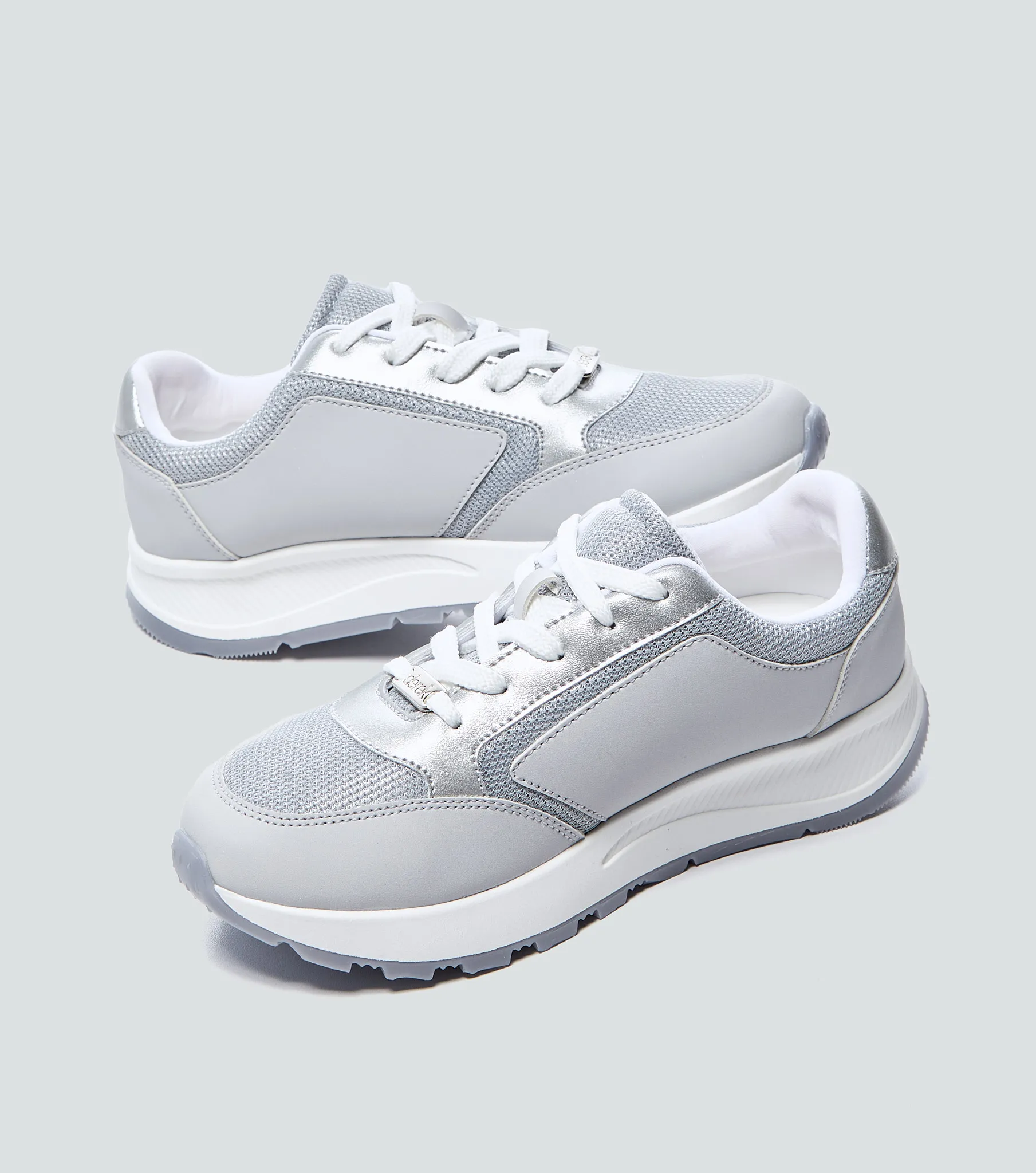 Tenis Para Mujer Unicolor Con Suela Alta Derek 834947 AR