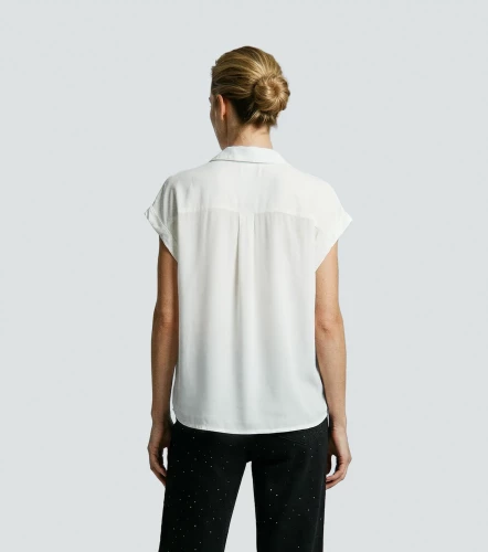 Blusa Para Mujer Camisera Unicolor Victoria DerekAR