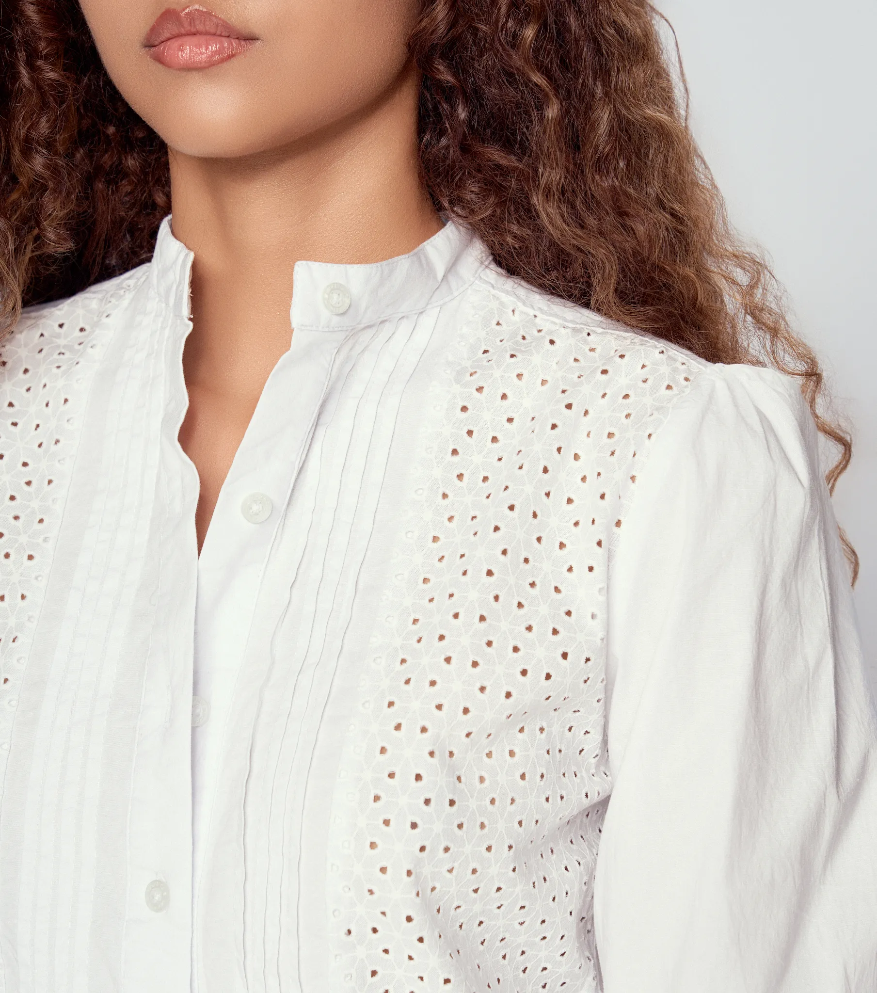 Blusa Para Mujer Con Oajlillo Y Alforzas Unser 830837 BL