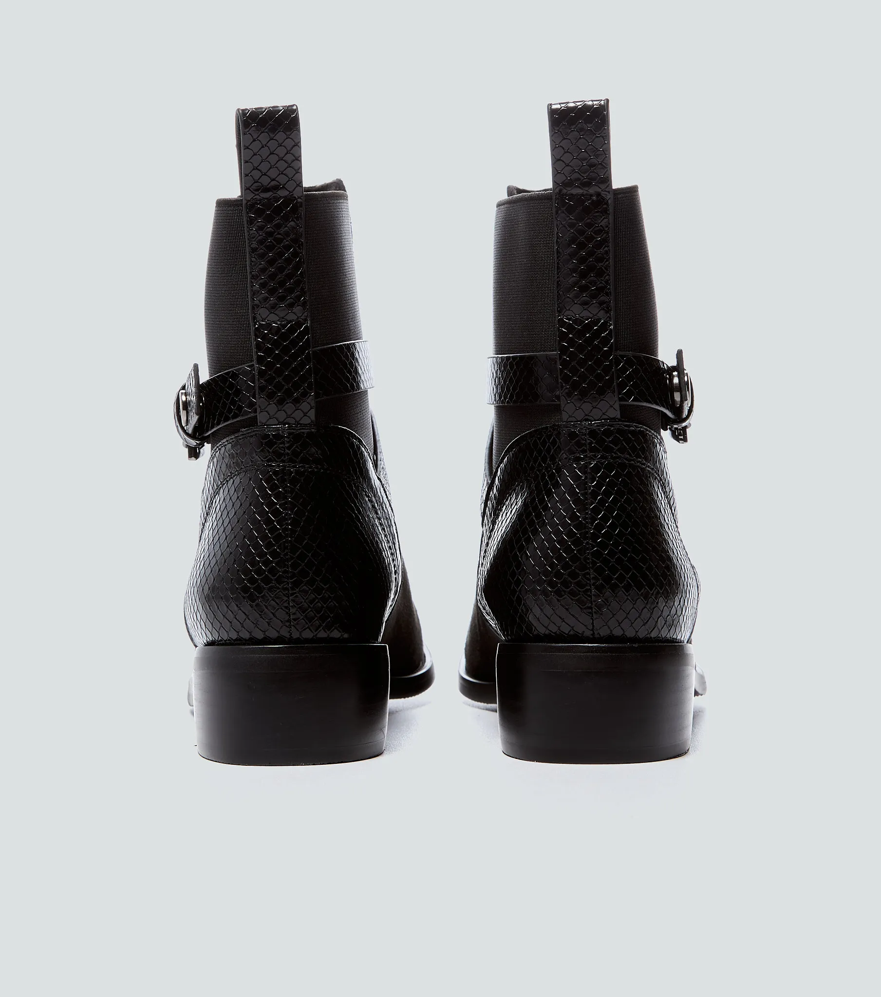 Bota Para Mujer Cana Baja Unicolor Derek 828171 NG