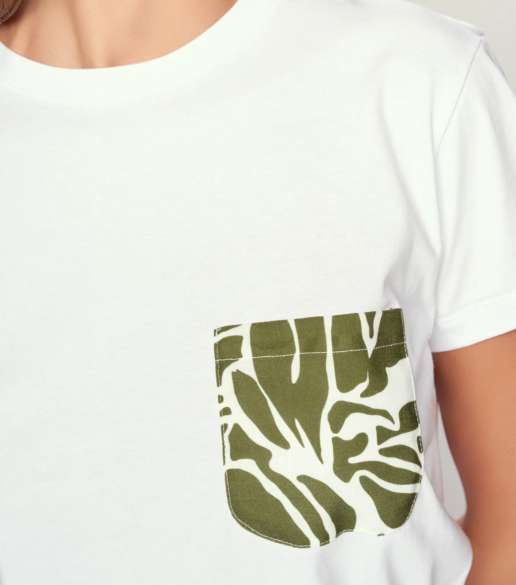 Camiseta Para Mujer Mila Derek Lovely 834126 BL