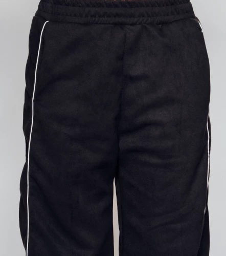 Cazzu Pantalon Recto Con Cortes TyperNG