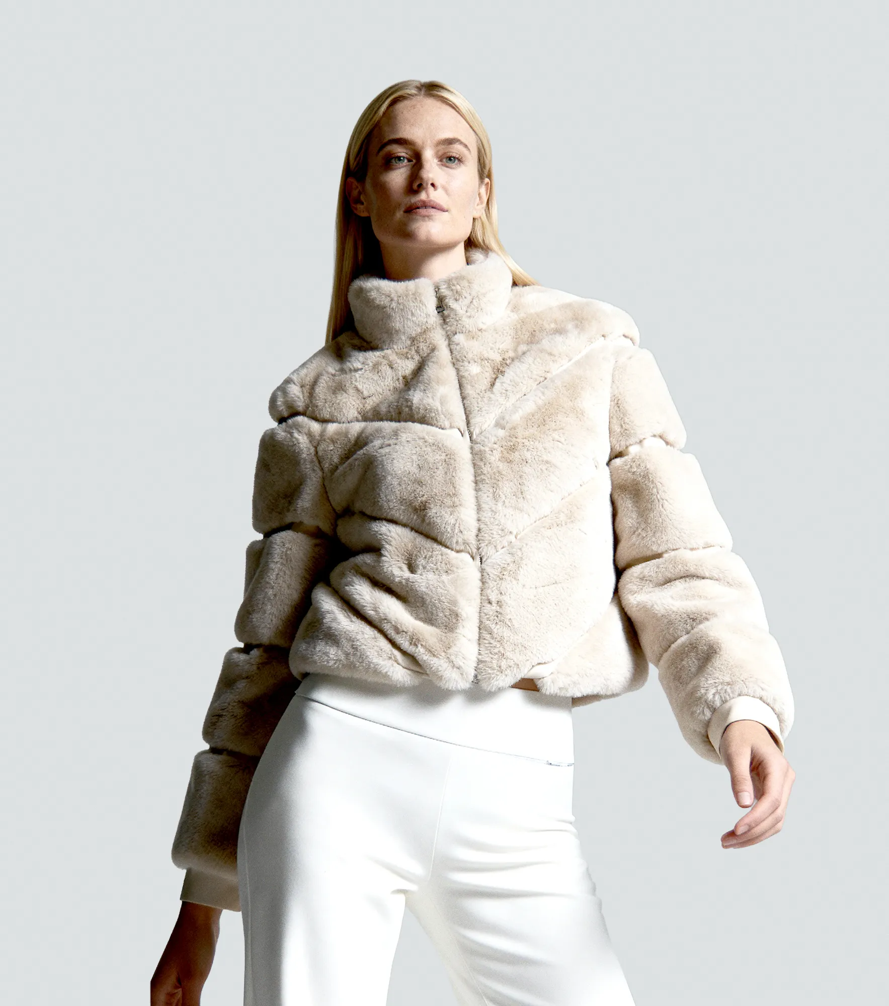 Chaqueta De Peluche Unicolor Derek 831060 BG