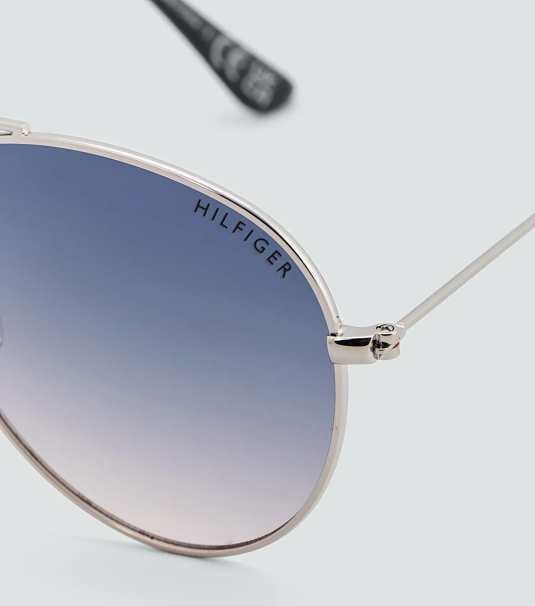 Gafas Tommy Hilfiger Outlook Eyewear 125866 PT