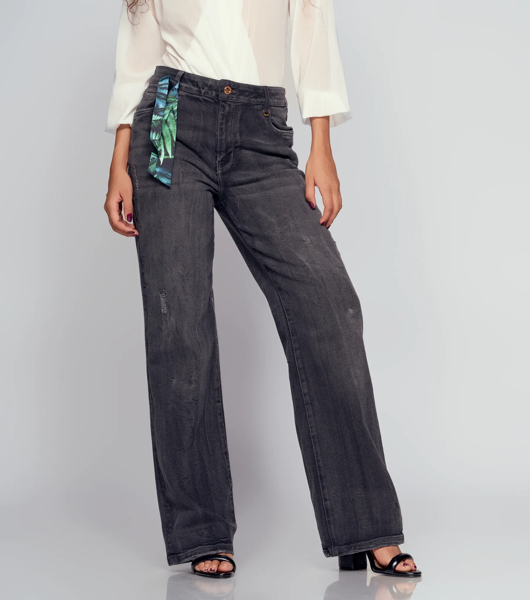 Jean Bota Recta Con Proceso Praga Karime Derek 834729 NG