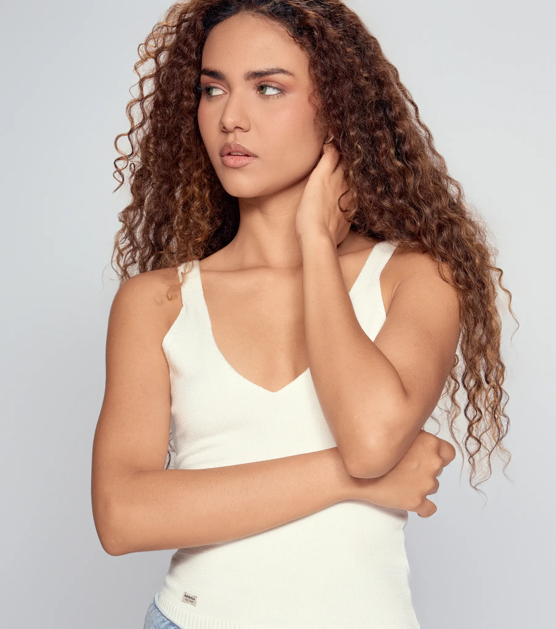 Paula Blusa Tejida De Tiras Unicolor Unser 832657 AR