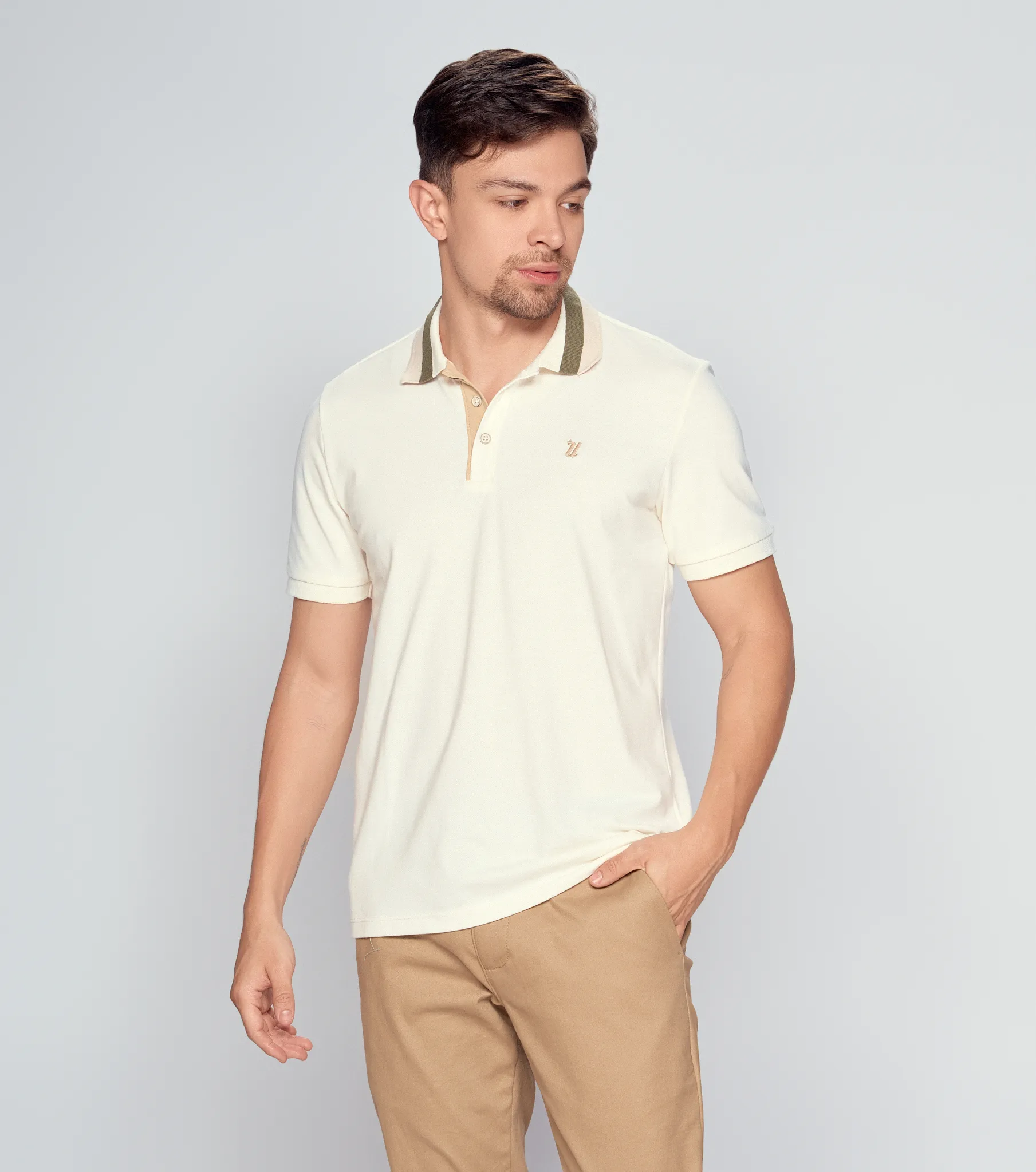Polo Para Hombre Unicolor Molderia Slim Manga Corta Unser 835112 AR
