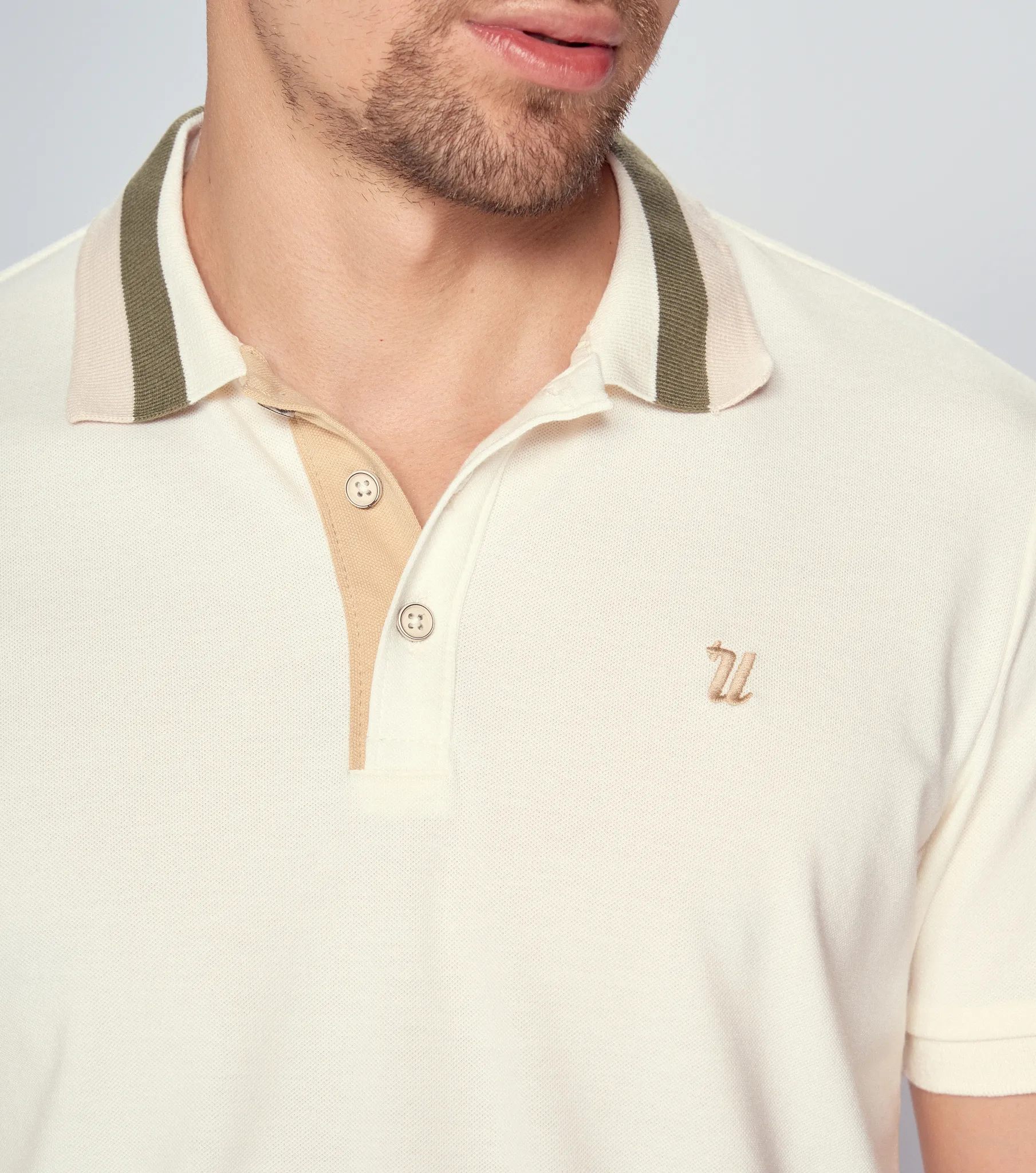 Polo Para Hombre Unicolor Molderia Slim Manga Corta Unser 835112 AR