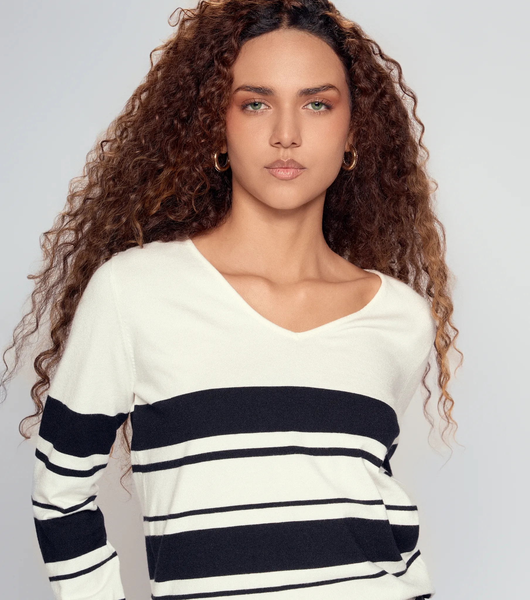 Sueter De Rayas Con Cuello En V Derek 834264 AR