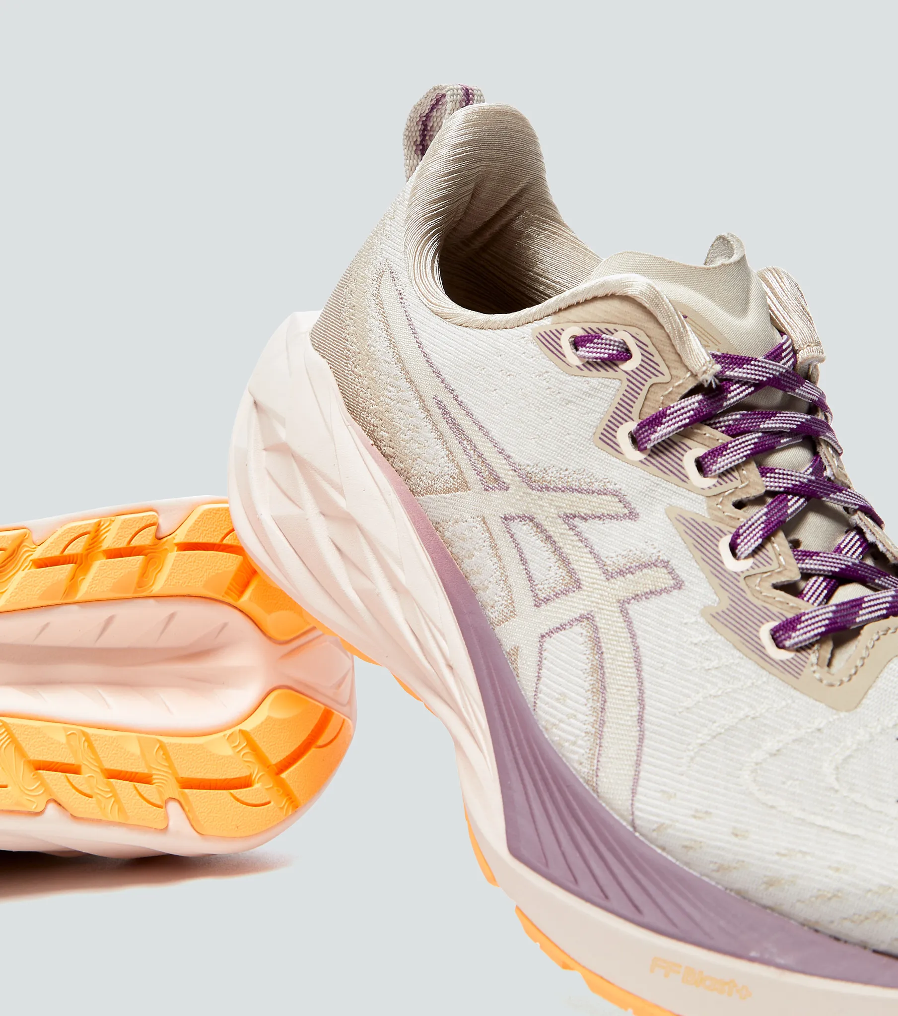 Tenis Asics Novablast 4tr 130266 CR
