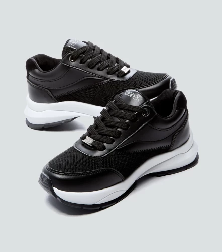 Tenis Para Mujer Unicolor Con Suela Alta DerekNG