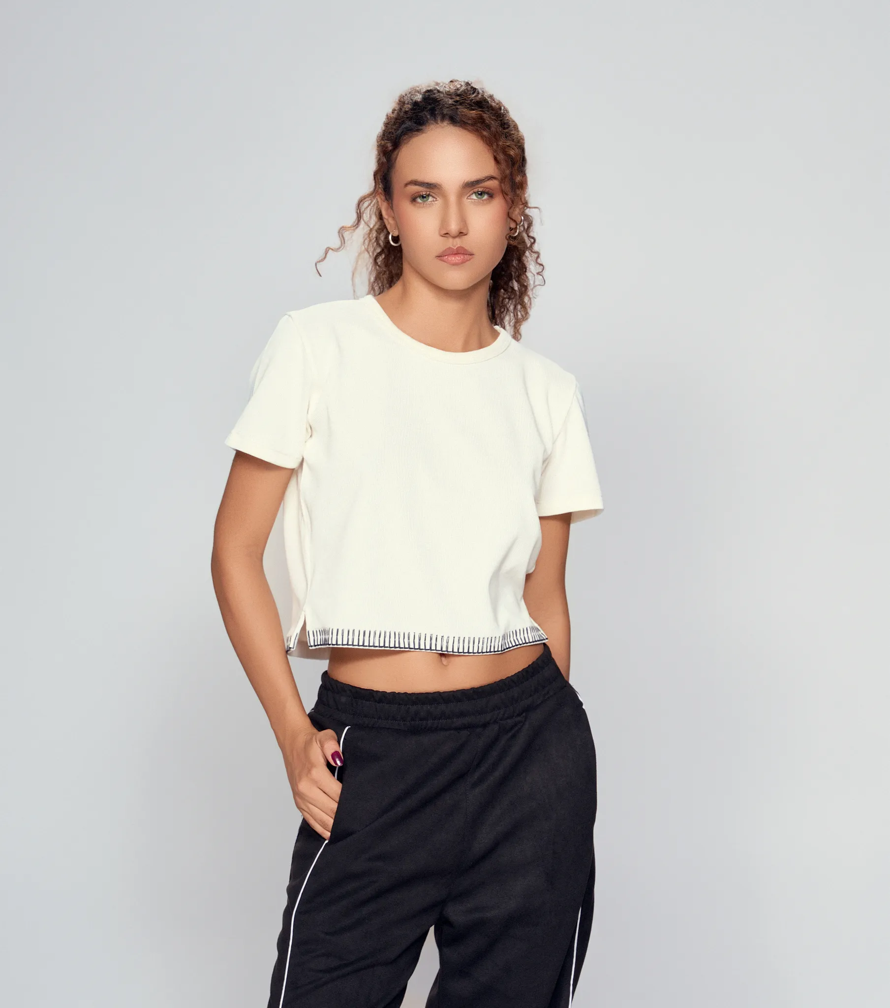 Violetta Blusa Crop Bordada Typer 835314 BH