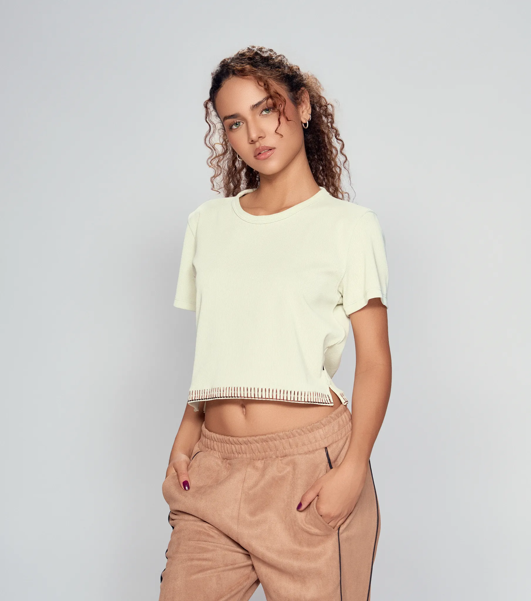 Violetta Blusa Crop Bordada Typer 835314 BH