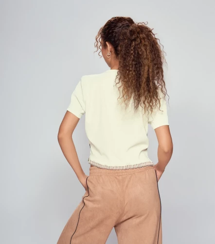 Violetta Blusa Crop Bordada TyperVC