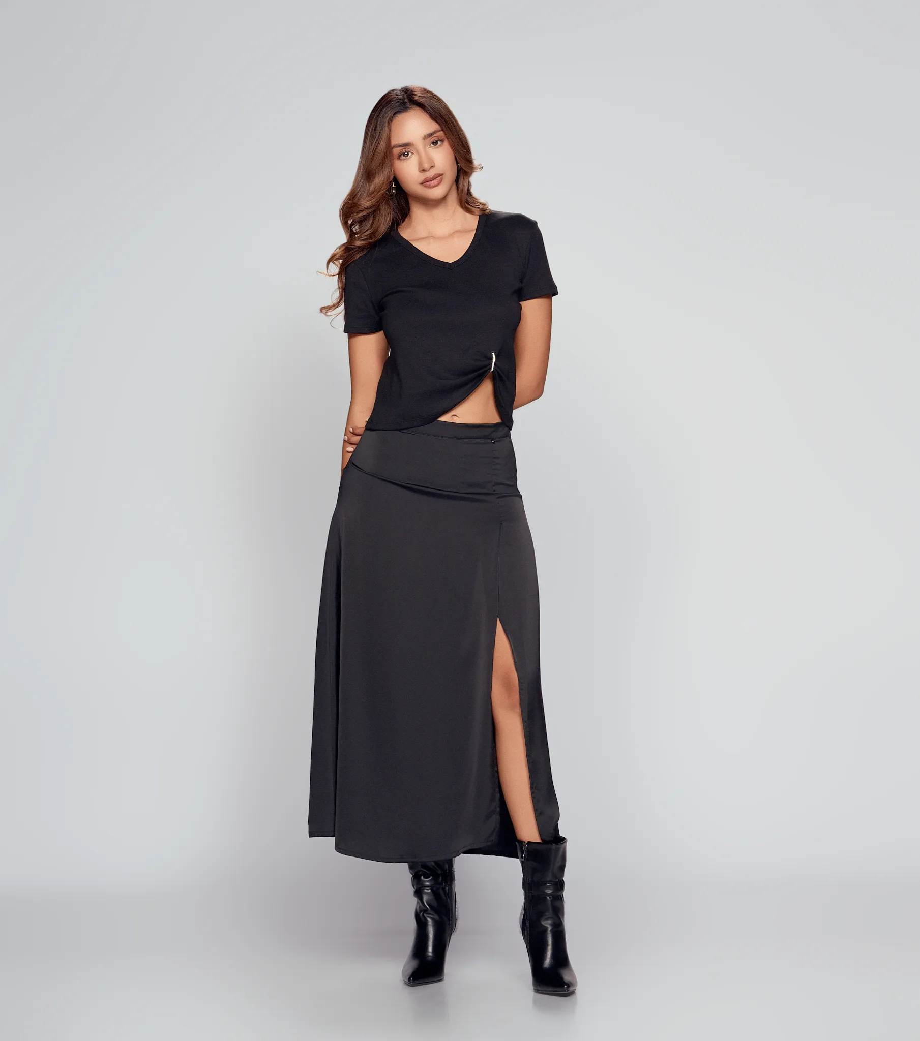 Blusa Para Mujer Con Detalle Bordado En Hombro Derek 832438 BL