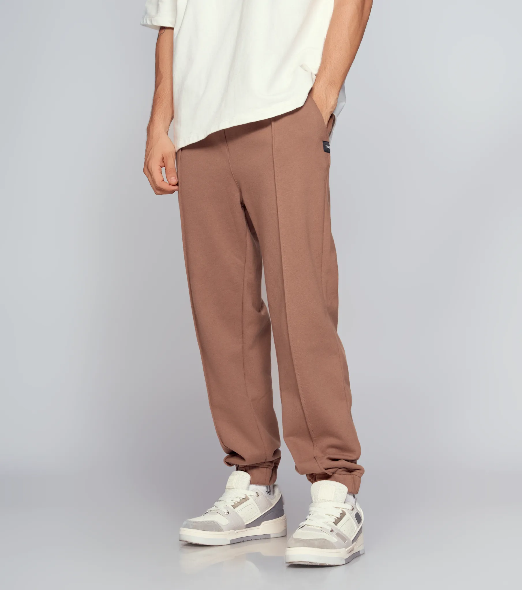 Adam Jogger En Burda Unicolor TyperCF