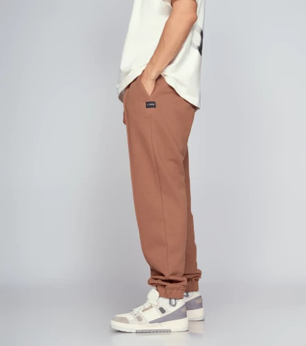 Adam Jogger En Burda Unicolor TyperCF