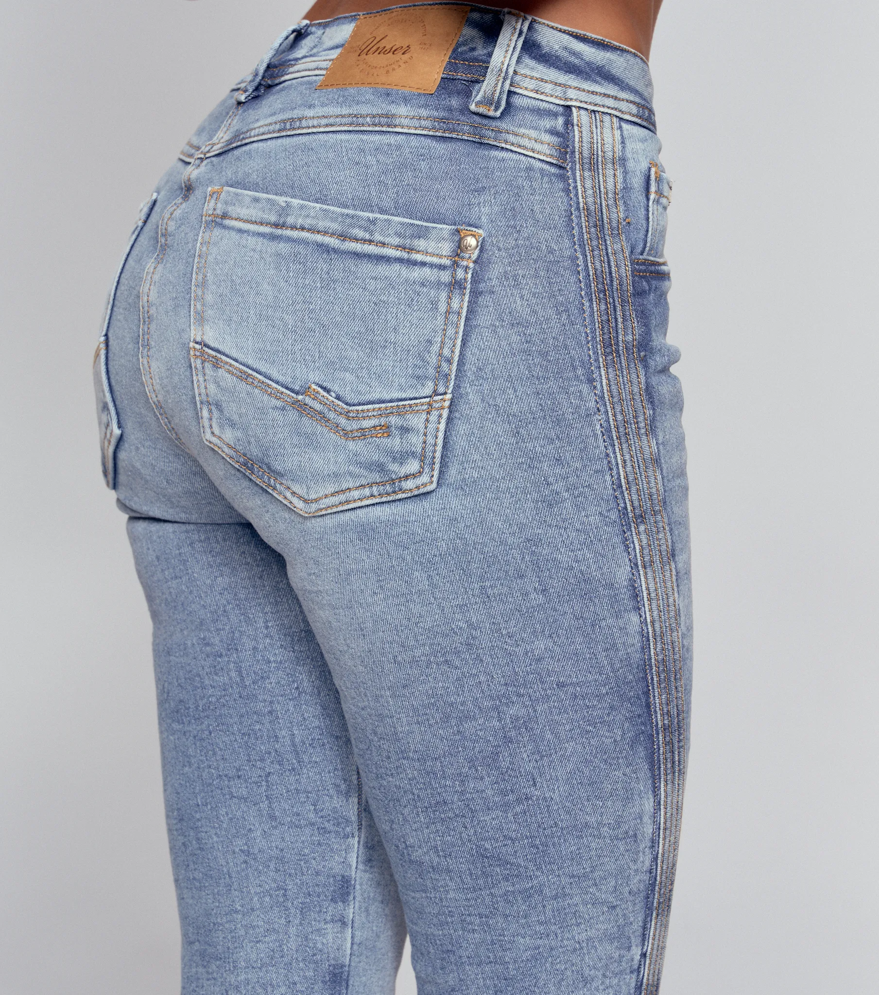 Bernes Vanessa Jean Con Proceso Medio Sesgo Y Telovi Unser 831834 AZ