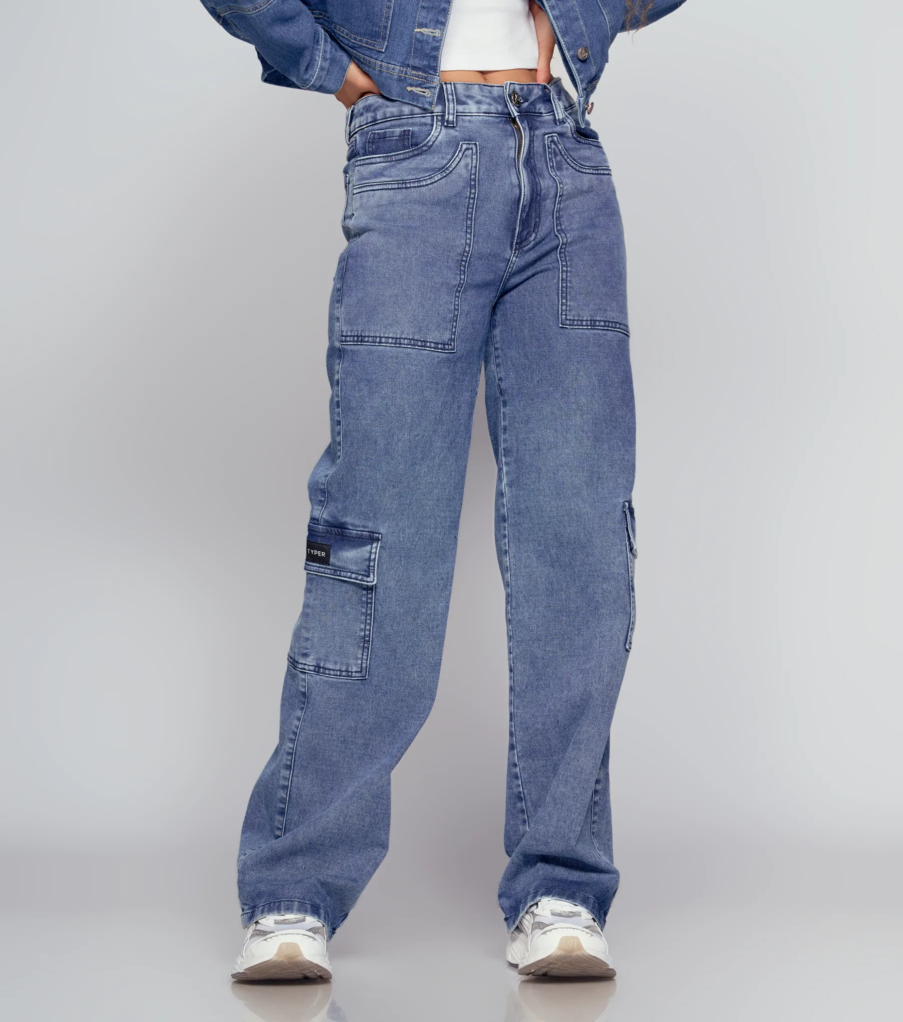 Emily Jean Wideleg Cargo TyperAZ