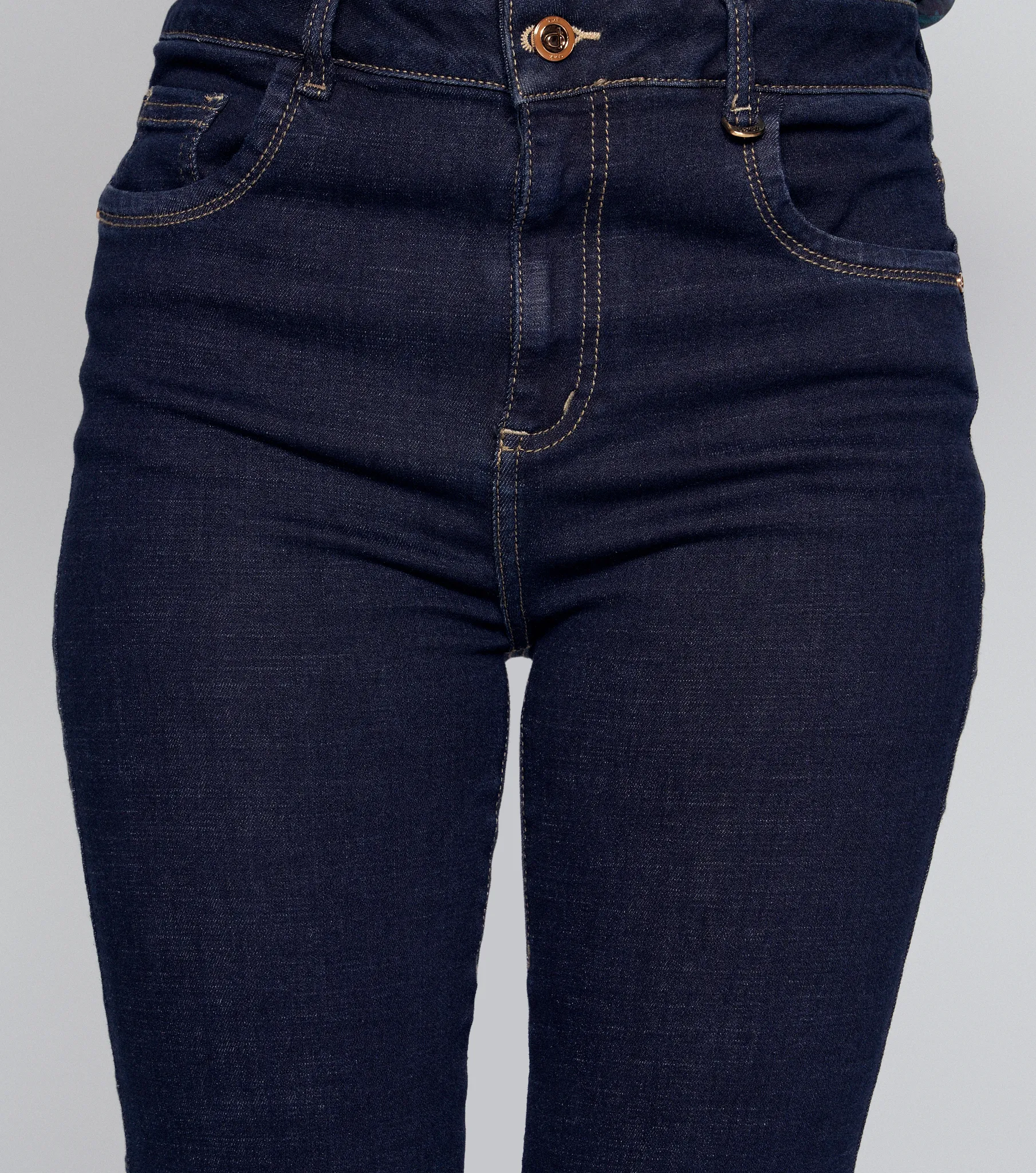 Jean Para Mujer Bota Flare Con Proceso Praga Karina Derek 834735 AZ