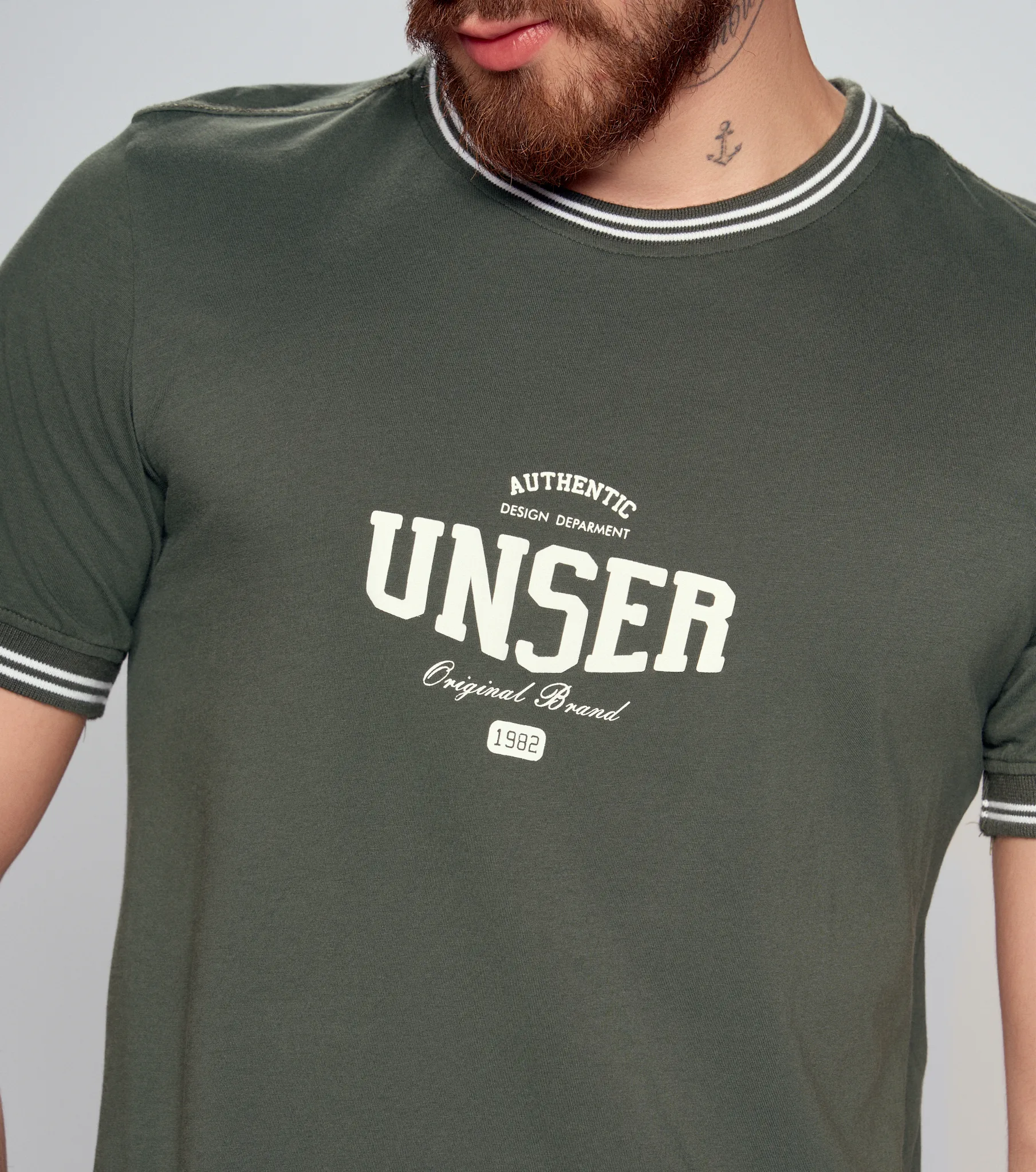 T Shirt Para Hombre Molderia Comfort Unicolor Con Estampado Unser 833906 BL