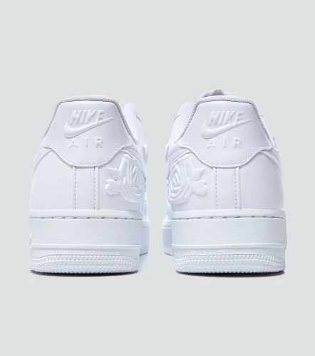 Tenis Nike Air Force 1 07BL