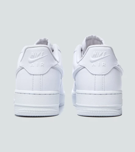 Tenis Nike Air Force 1 07BL