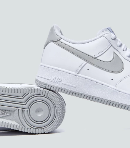 Tenis Nike Air Force 1 07BL