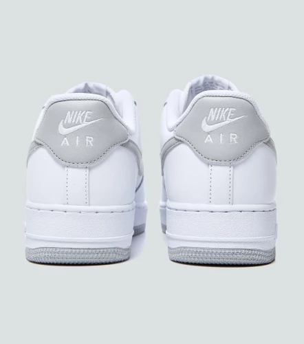 Tenis Nike Air Force 1 07BL