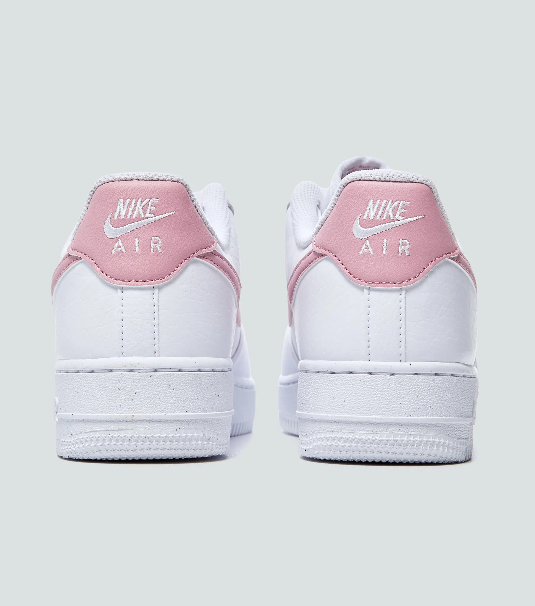 Tenis Nike Air Force 1 07 Next Nature 130646 BL