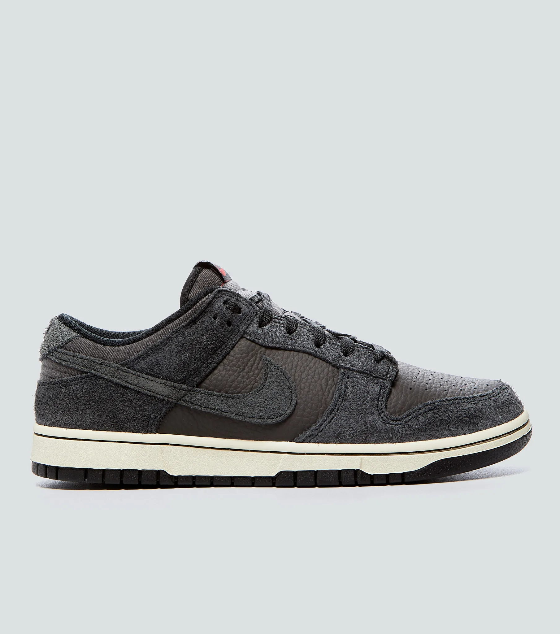 Tenis Nike Dunk Low Retro Premium 130621 NG