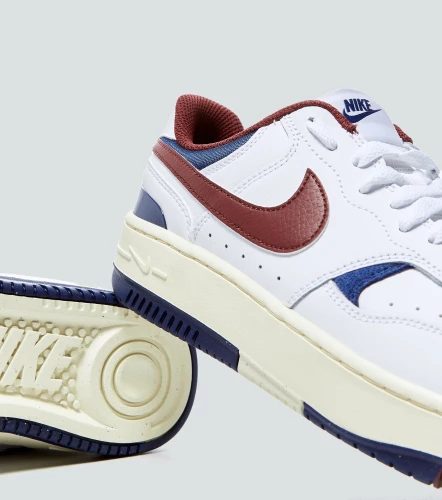 Tenis Nike Gamma ForceBL