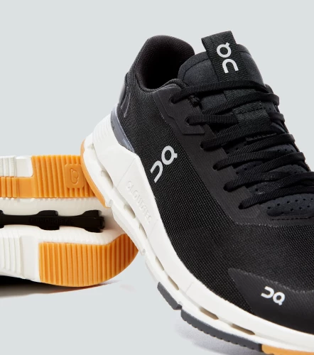 Tenis On Running Cloudnova Form 2NG