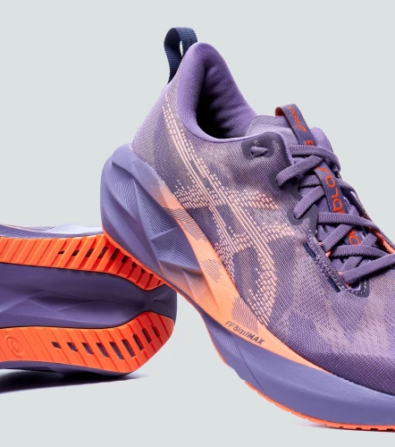 Tenis Asics Novablast 5MR