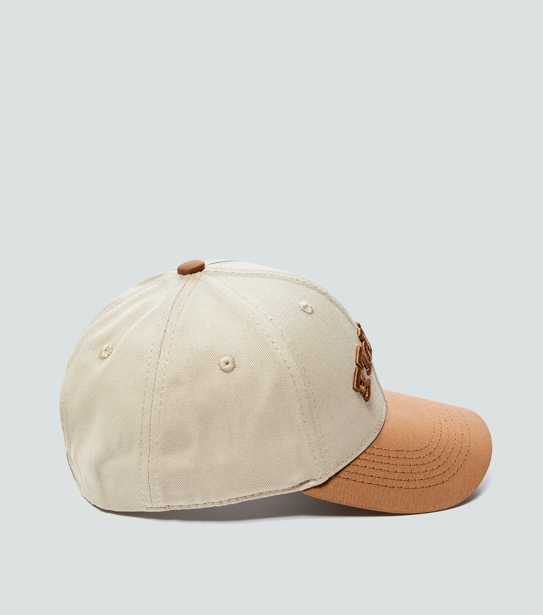 Aron Gorra Bordada Typer 834596