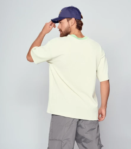 Borton T Shirt Cuello Tejido En Lineas TyperVC