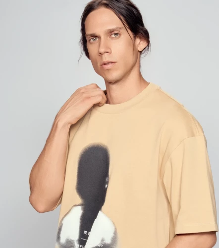 Camiseta Artdist Blurred FaceCF