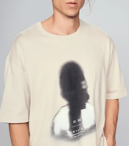 Camiseta Artdist Blurred FaceGR