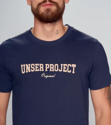 Camiseta Para Hombre Molderia Comfort Unicolor Con Estampado UnserAV