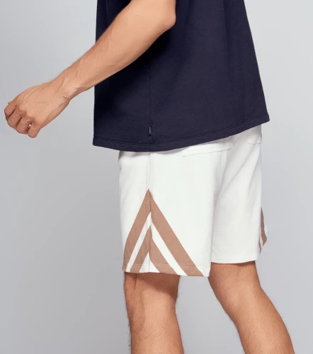 Colins Bermuda Relaxed Con Cortes En Contraste TyperBL