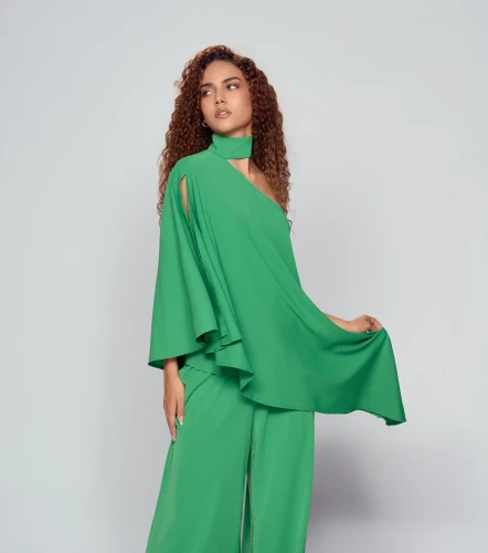 Madelaide Blusa Asimetrica Con Detalle En Cuello Unicolor DerekVD