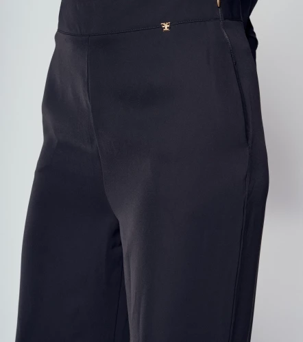 Pantalon Para Mujer Bota Recta Unicolor DerekNG