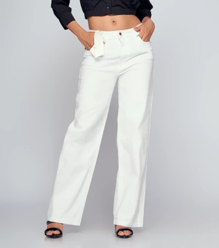 Pantalon Para Mujer En Drill Bota Recta Praga Kym DerekBL