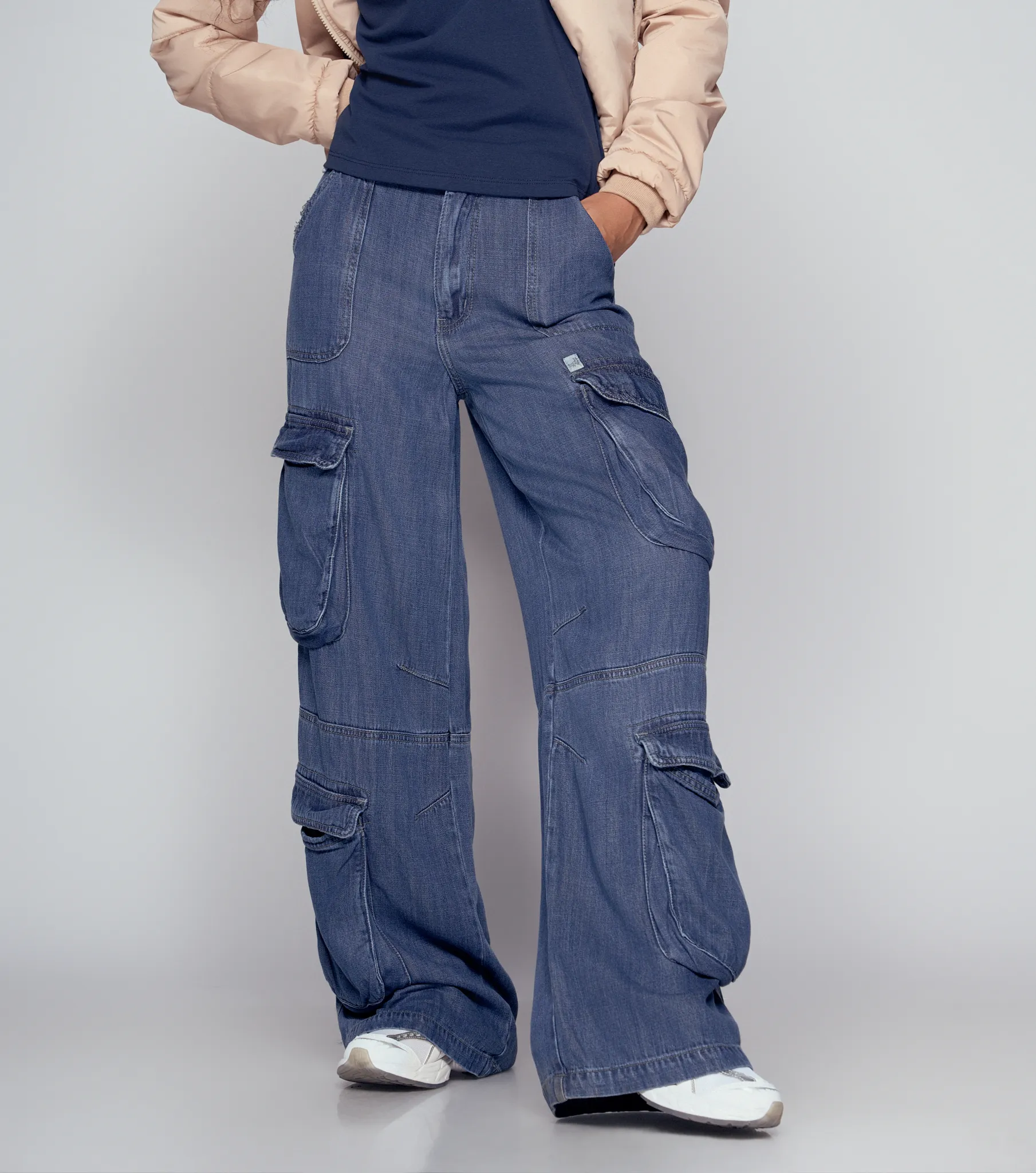 Star Luna Jean Cargo Con Proceso Y Bolsillos UnserAZ