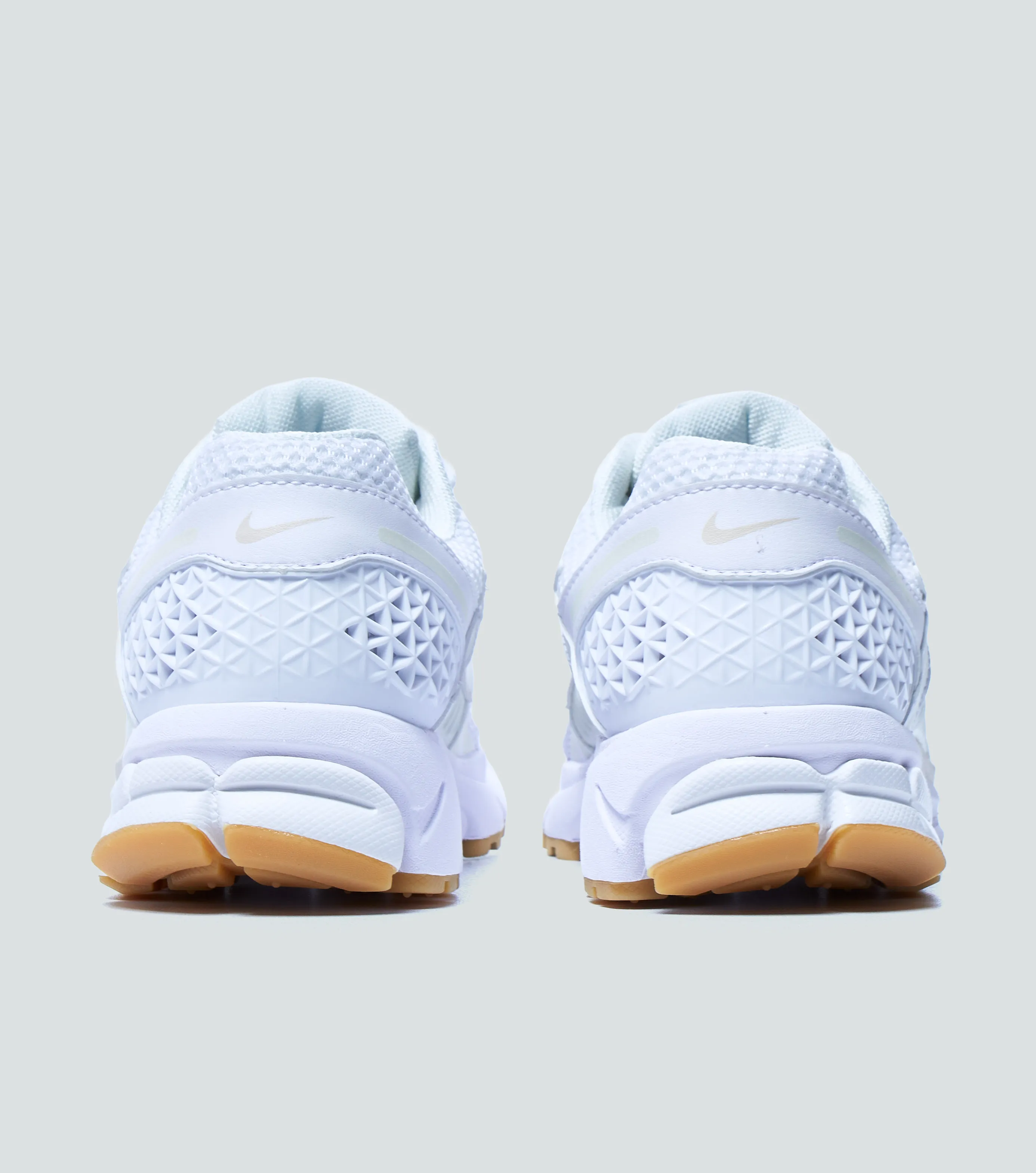 Tenis Nike W Zoom Vomero 5 131225 BL