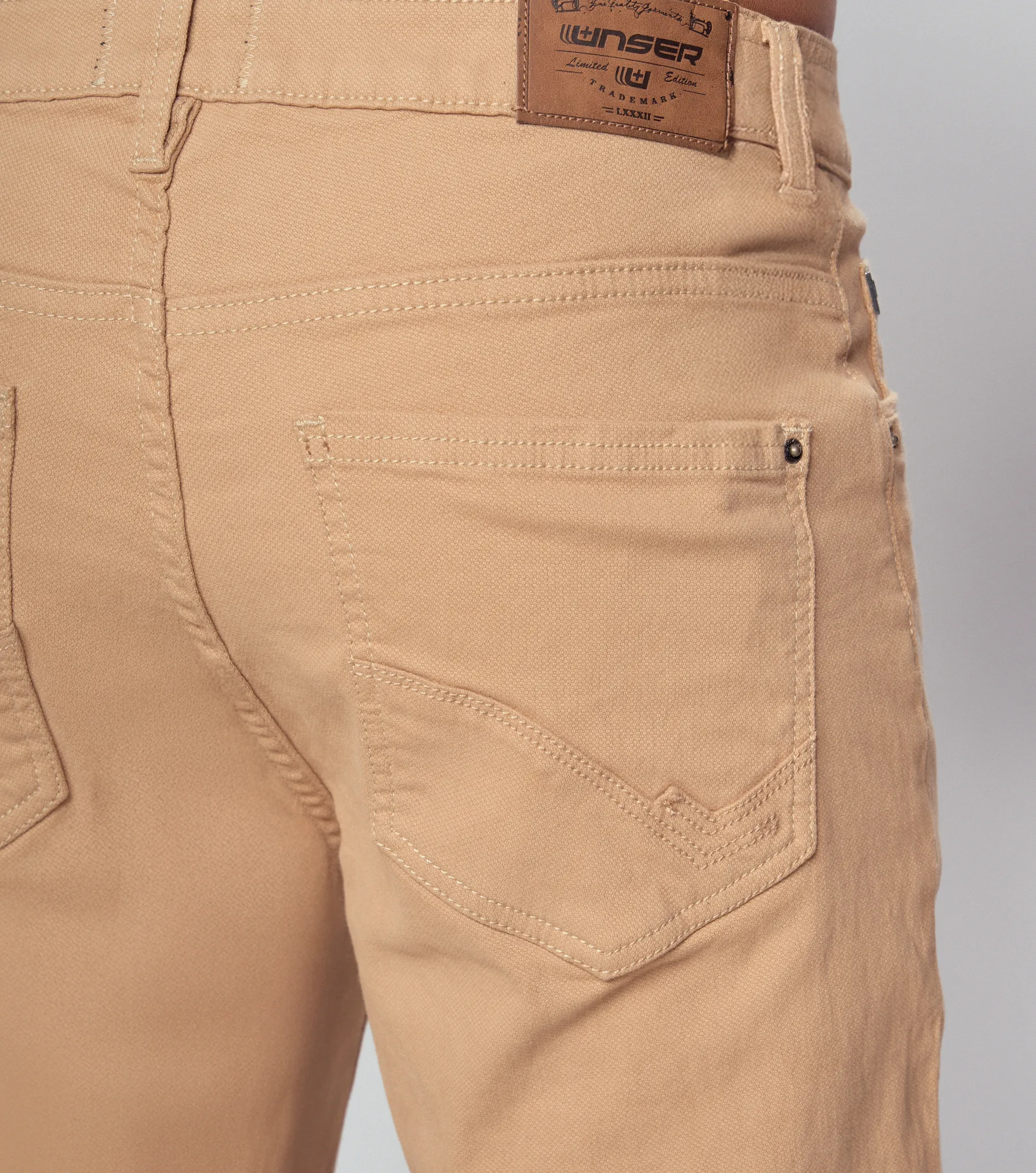 Iron Juan Pantalon Unicolor Unser 835105 KQ