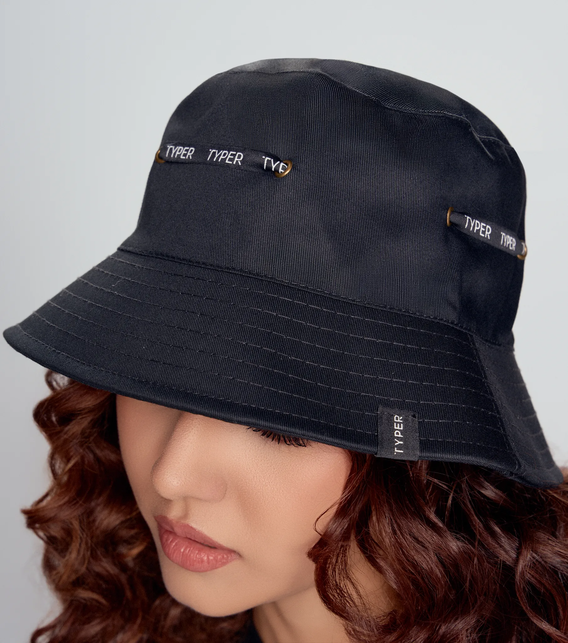 Clar Bucket Hat Con Sesgo Contramarcado Typer 835951 