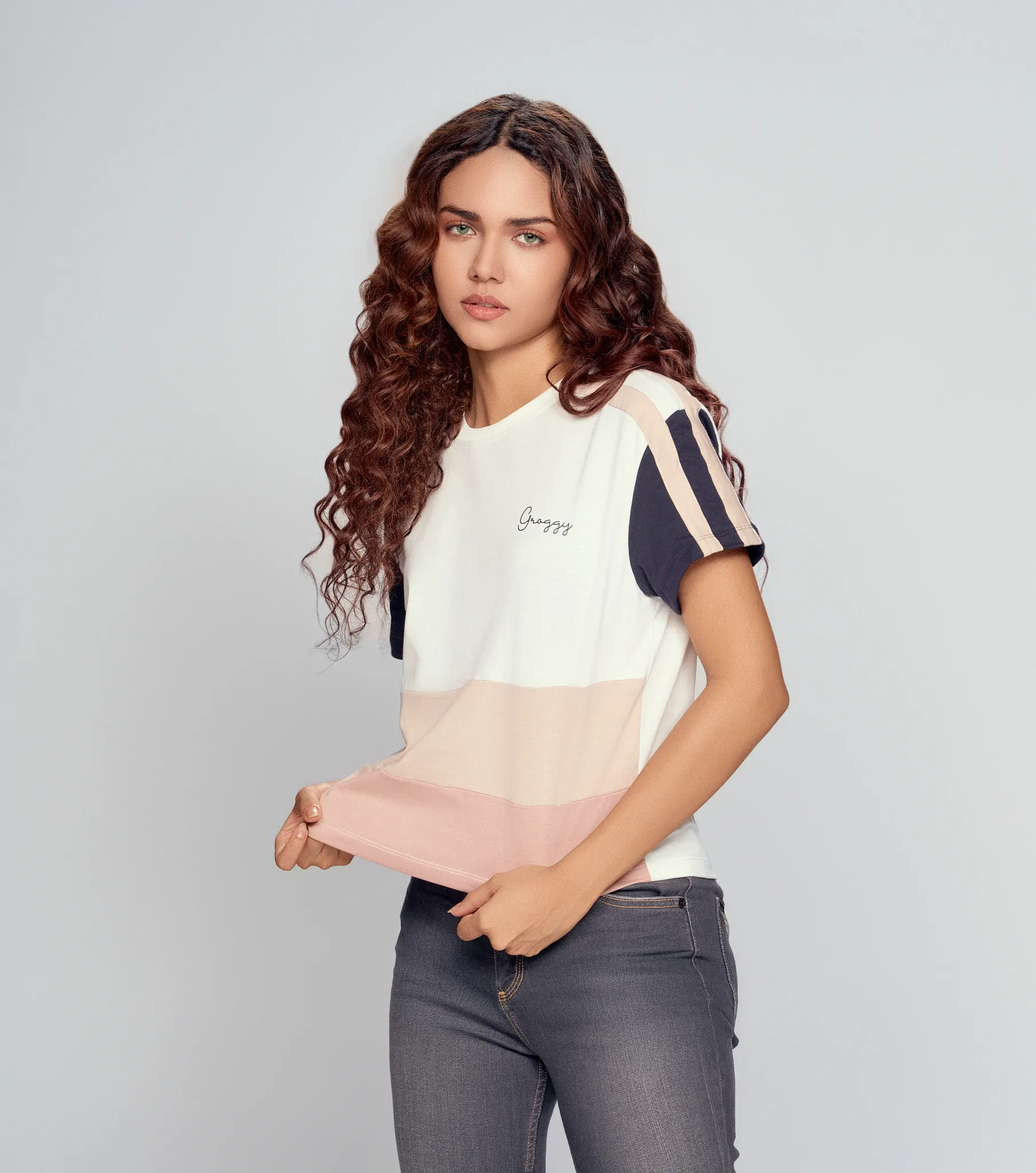 Adina T Shirt Regular Femenina GroggyCU