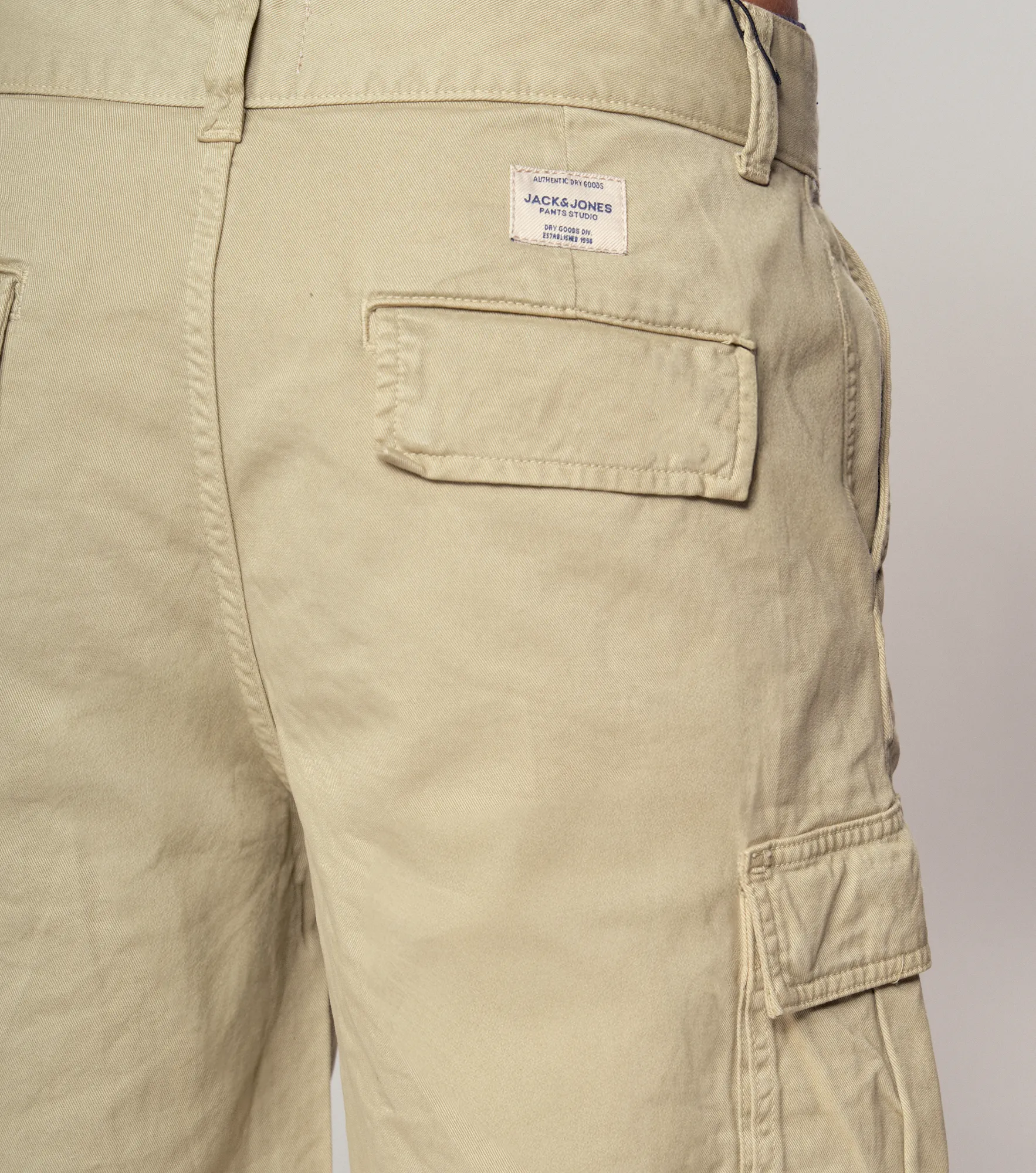 Bermuda Jack And Jones Jpstkarl Avery Cargo Shorts Mid 131167 VD
