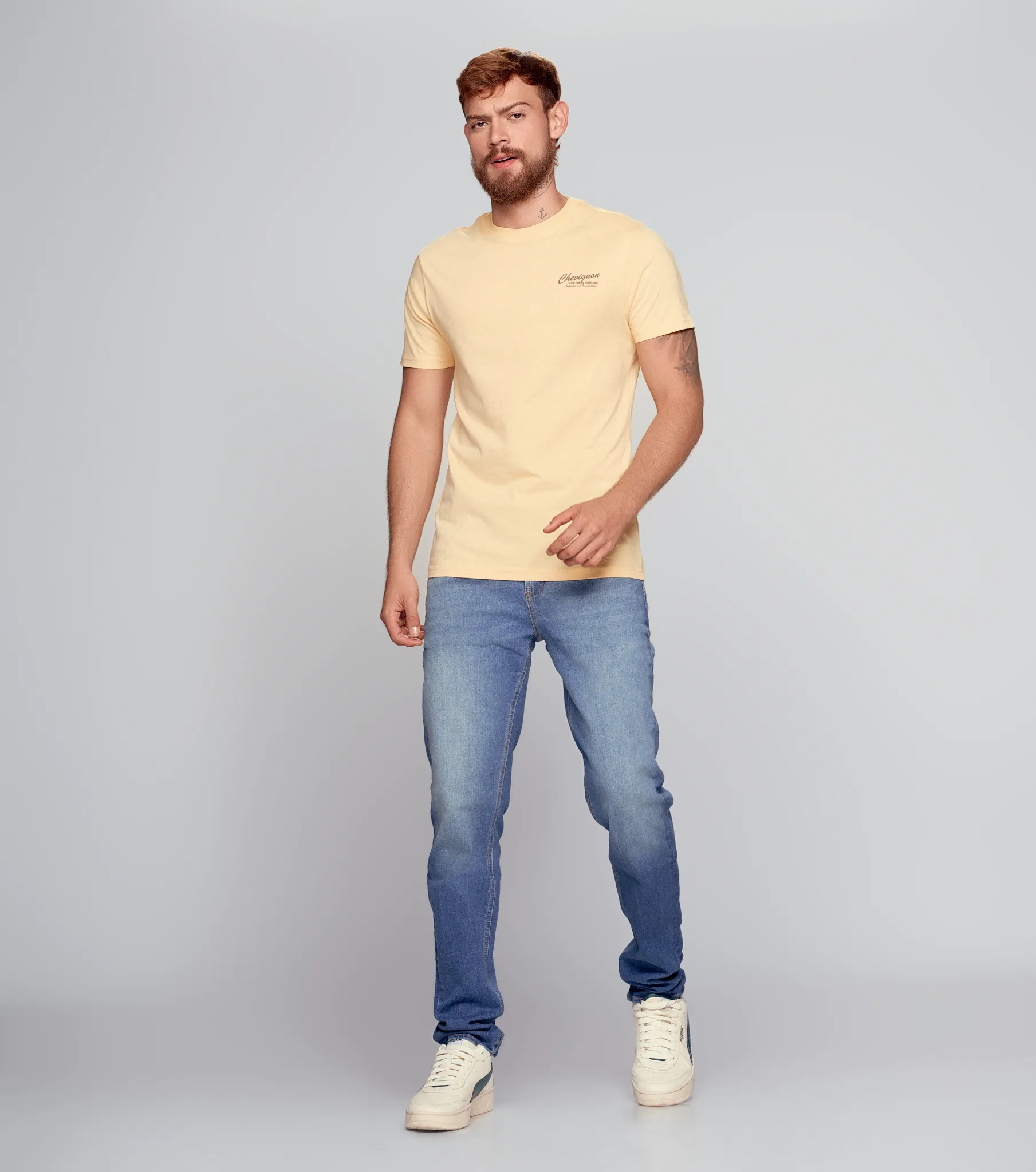 Camiseta Chevignon Authentic Graphic T Shirt 131124 AM
